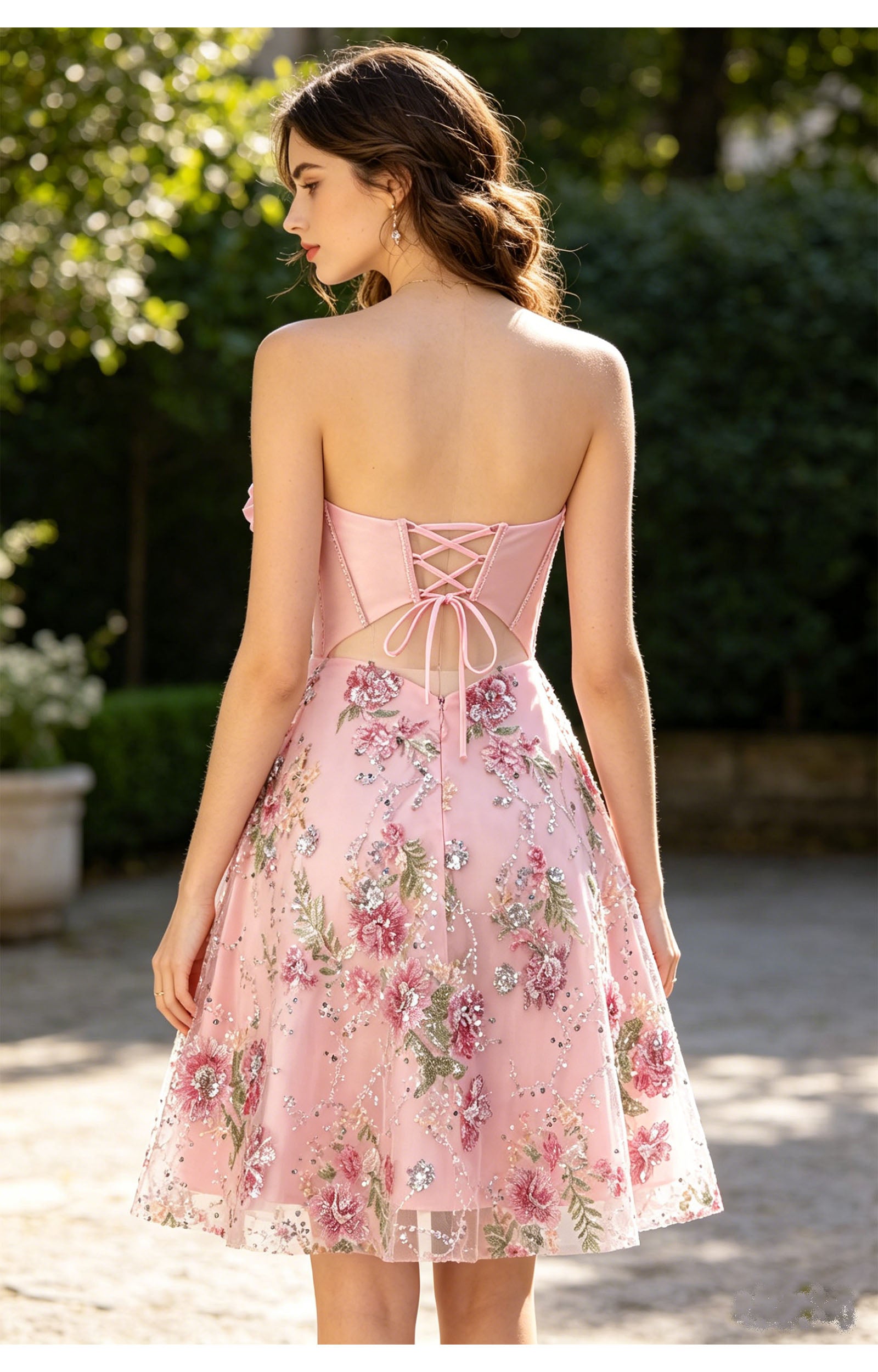 Charming A-Line Strapless Tulle Short Floral Corset Homecoming Dress