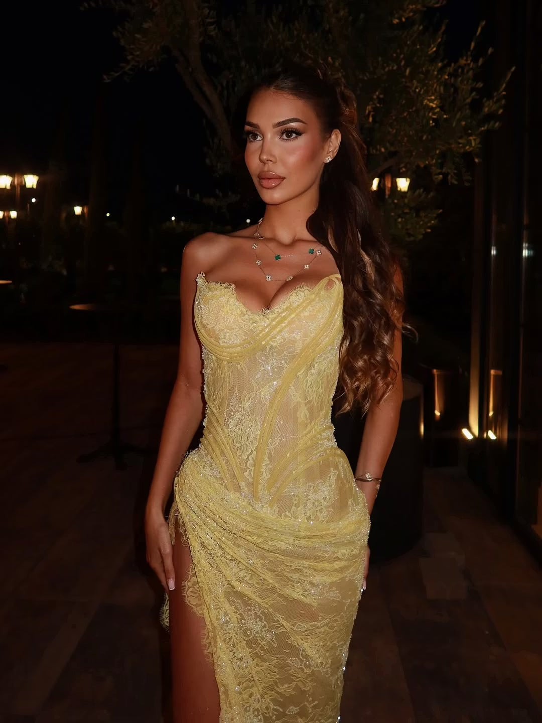 Elegant Mermaid Strapless Sweetheart Lace‑Up Back Long Prom Dress