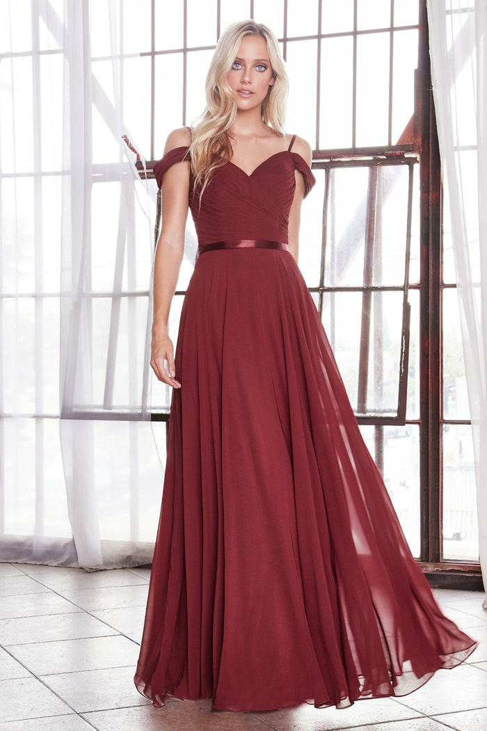 Women's Off-the-Shoulder Sweetheart Neck Bridesmaid Dresses With Ruched Waist Tulle Ball Gown Formal Evening Dress