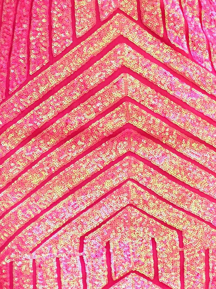 Vestido ceñido de fiesta con escote pronunciado en V y estampado geométrico de lentejuelas