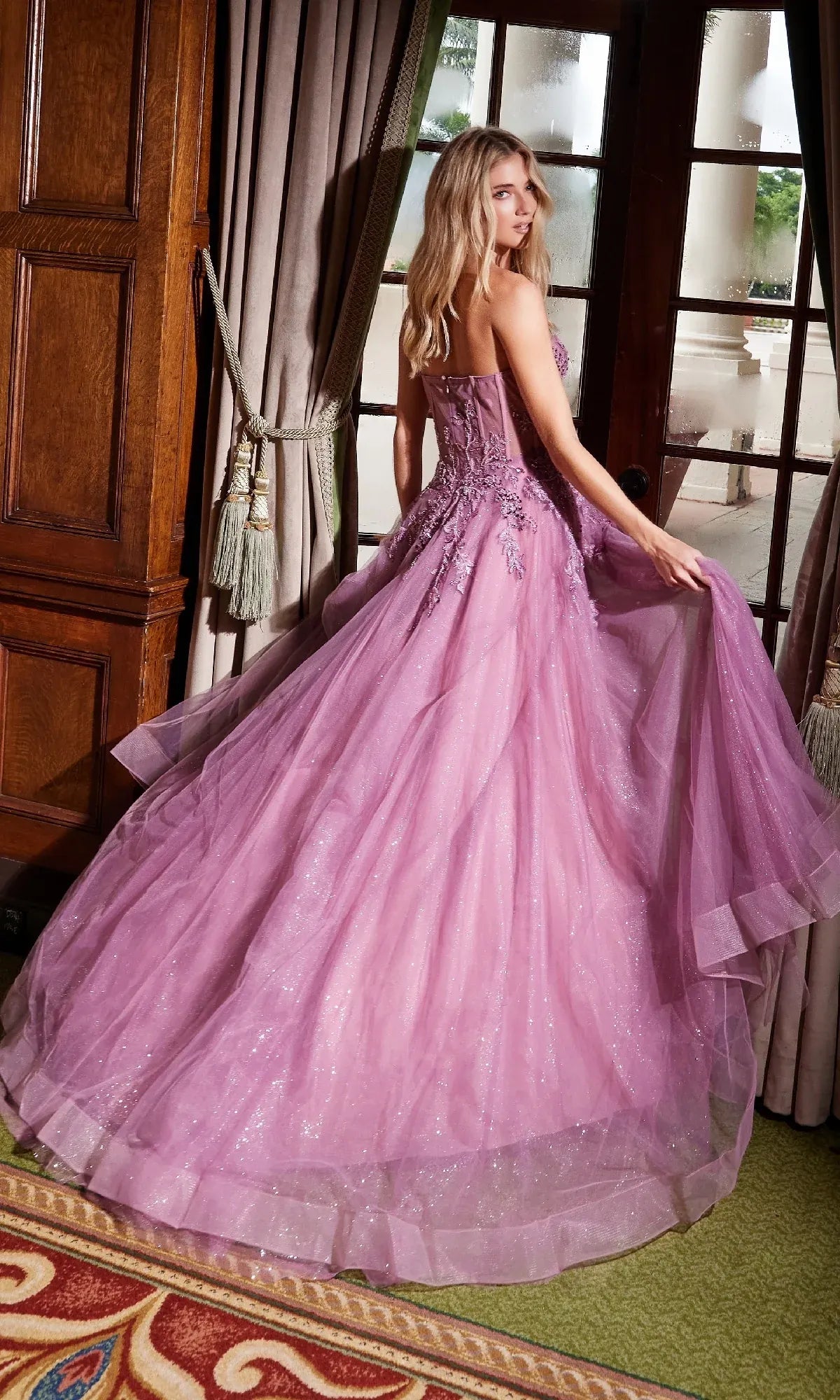 Dreamy A-Line Strapless Sleeveless Tulle Maxi High Slit Applique Prom Dress Ball Gown