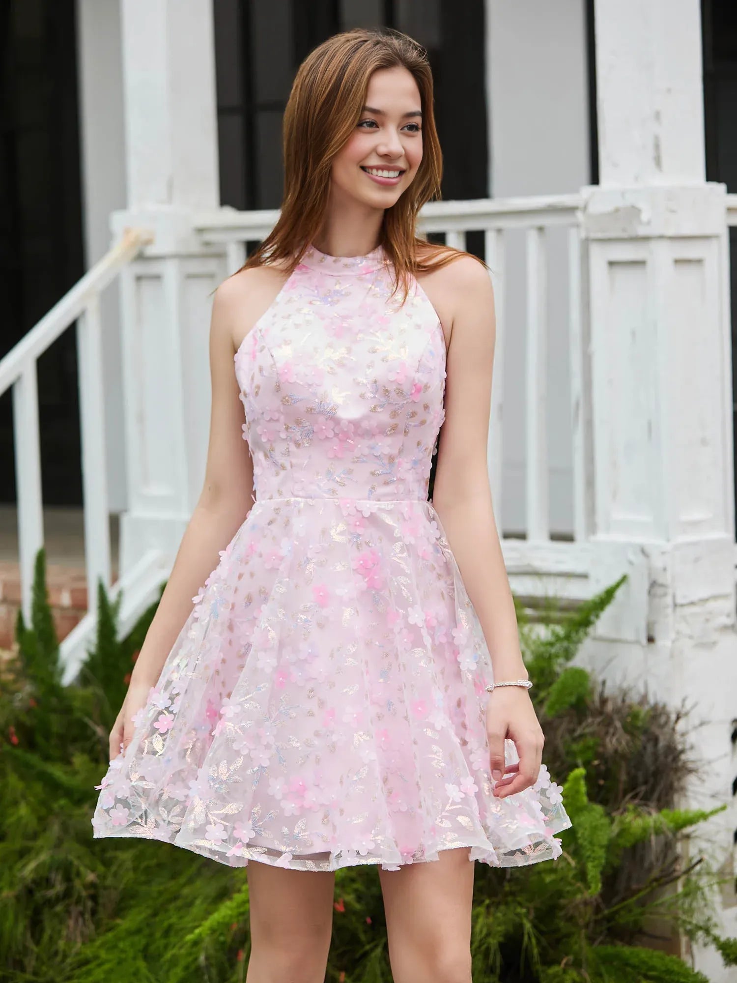Dreamy A-line Halter Sleeveless 3D-Floral Tulle Mini Backless Homecoming Dress
