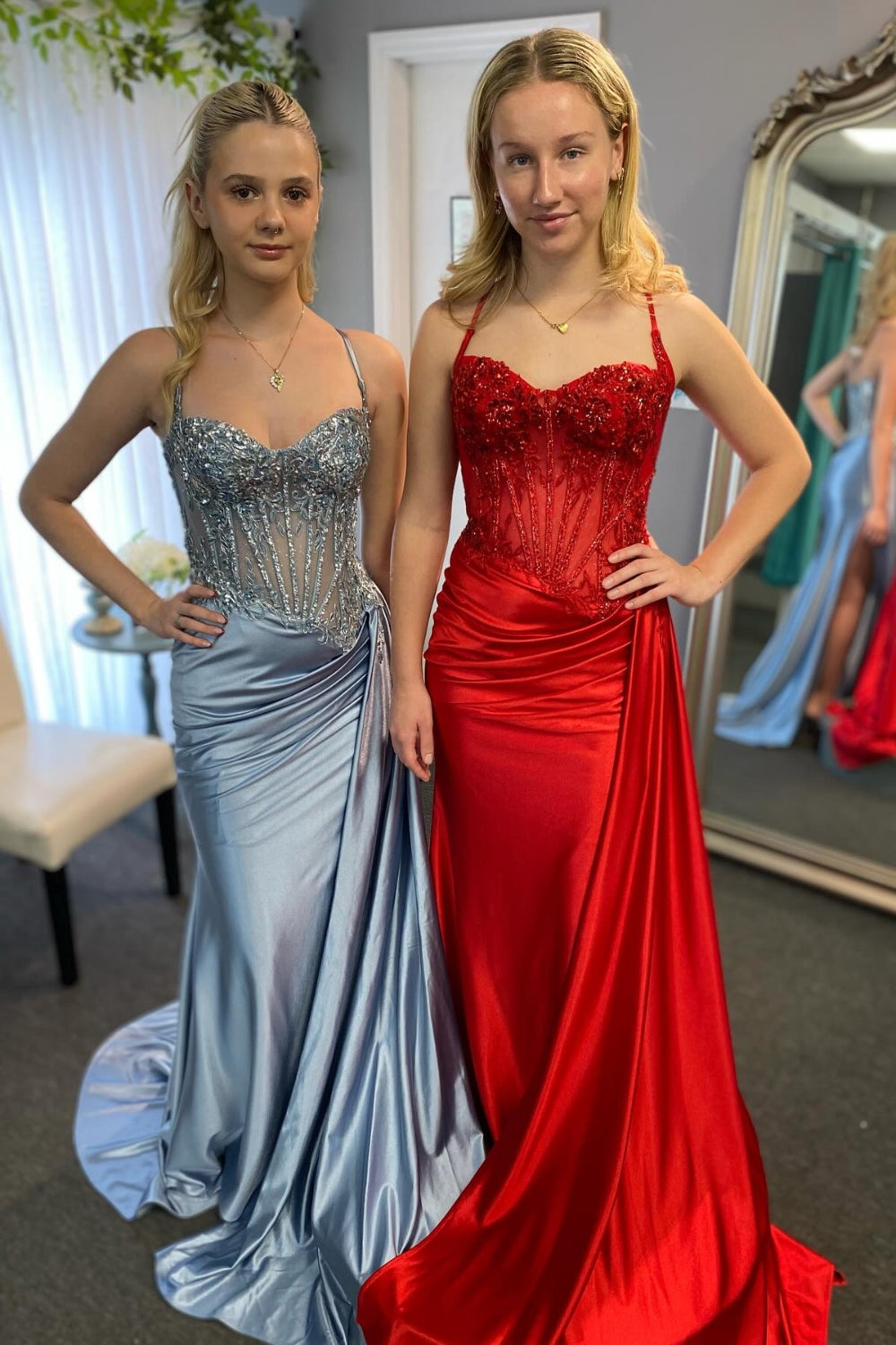 Vestido de Noche de Satén Sedoso para Mujer, sin Tirantes, con Cuentas, Brillos, Corte Sirena, Corsé Largo y Abertura para Fiesta de Graduación