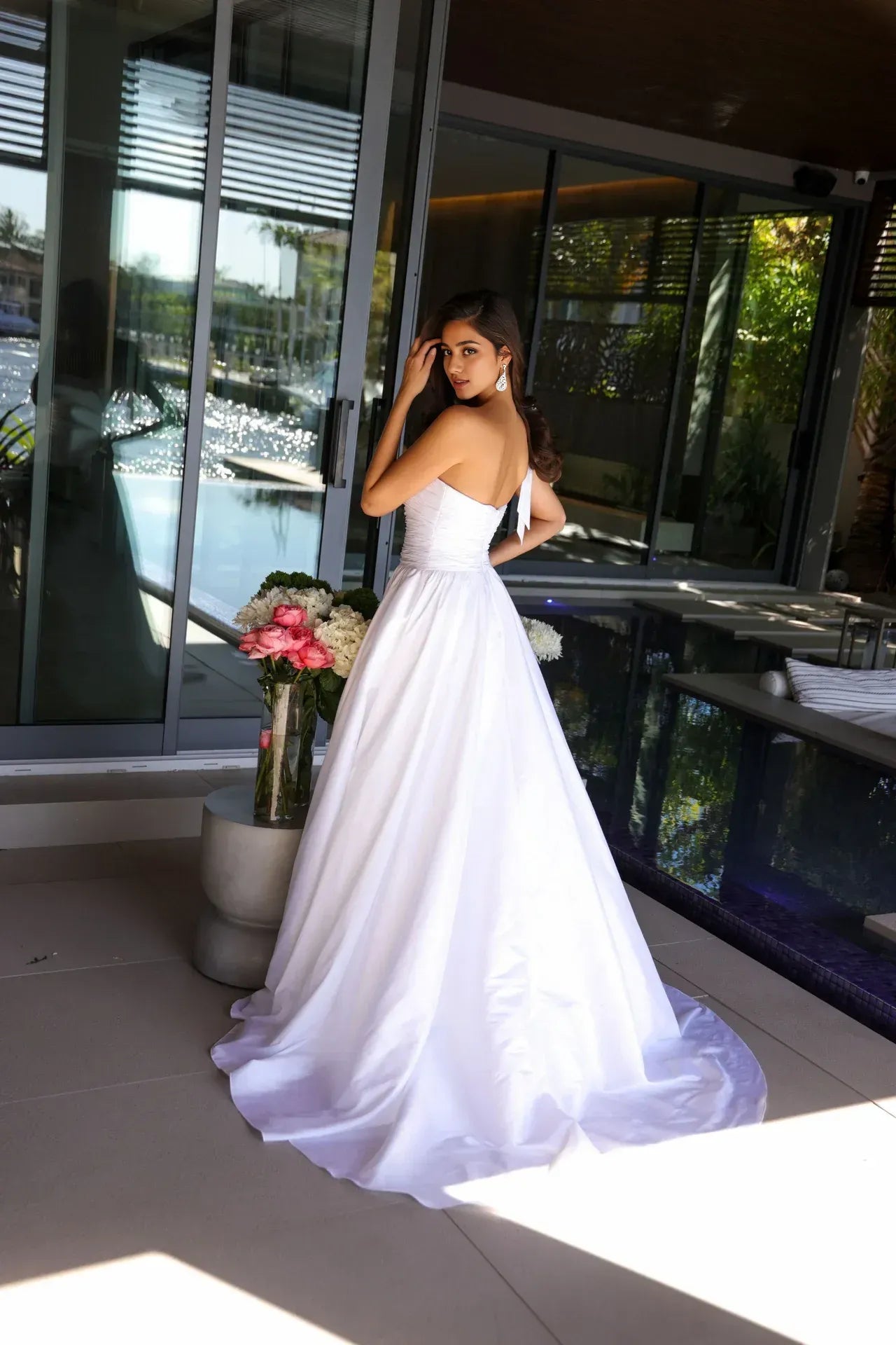 Elegant A Line One Shoulder Sleeveless Taffeta Maxi Evening Gown Ruched Floral Prom Dress