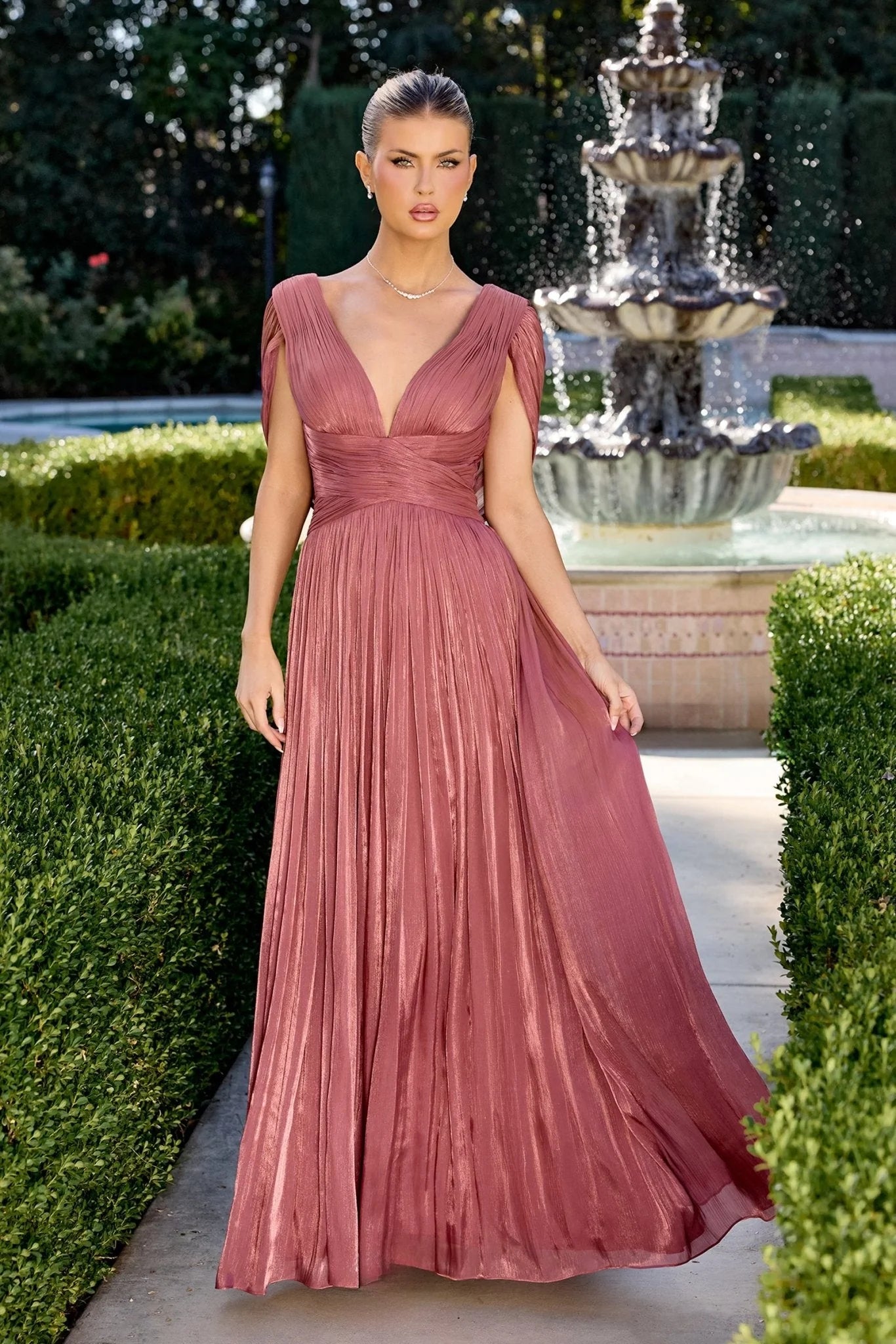 Elegant Metallic A-Line V-Neck Cap-Sleeve Shimmer Bridesmaids Dress Evening Dress With Tie Back