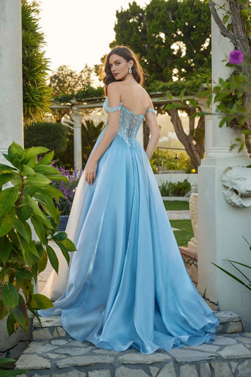 Elegant Ballgown Off-the-Shoulder Sweetheart Short Sleeve Beaded Corset Prom Dress