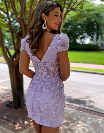 Elegant Bodycon Square-neck Short-sleeve Lace Short Appliqued Corset Homecoming Dress
