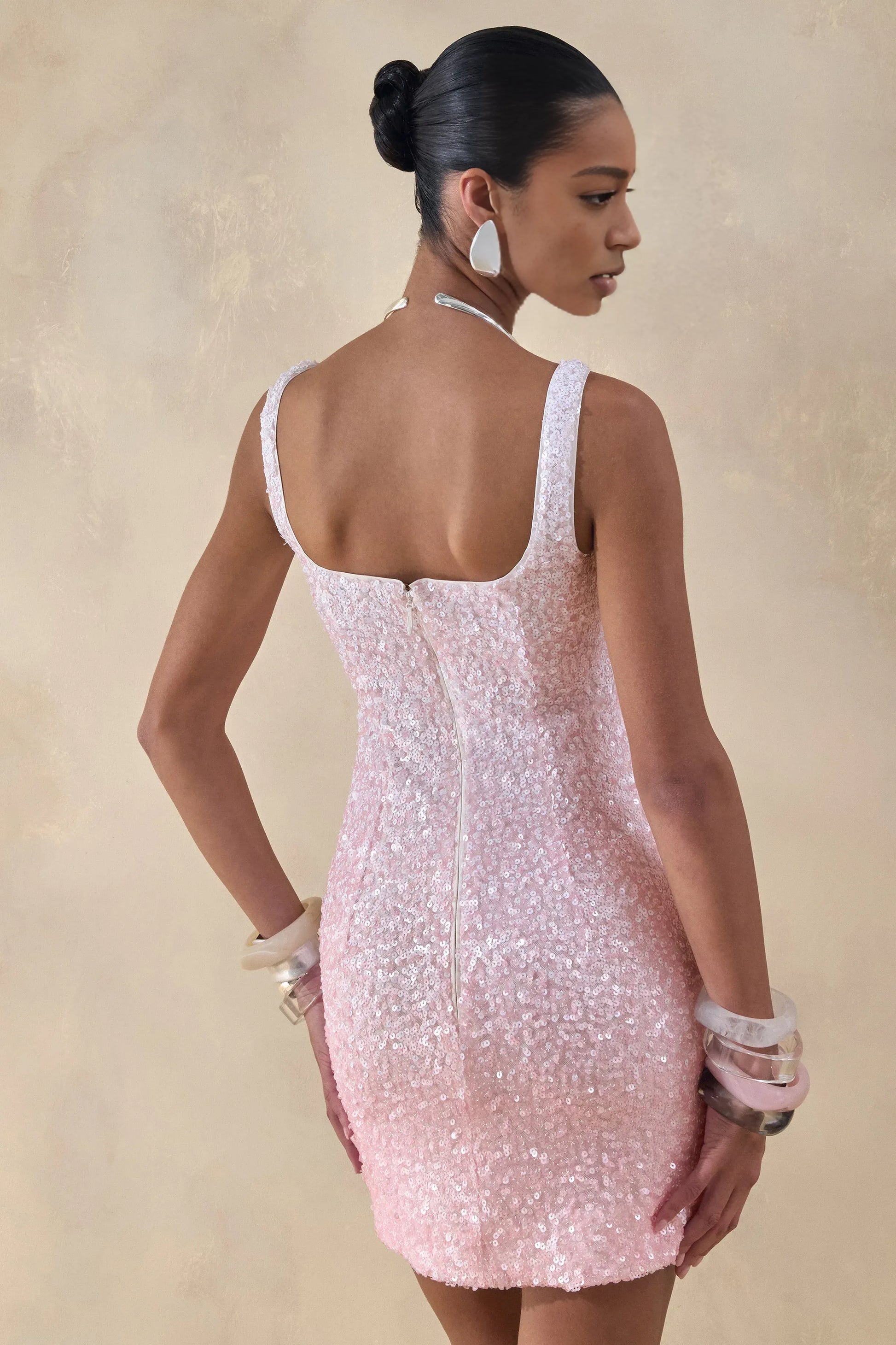 Elegant Bodycon Square-neck Sleeveless Sequin Homecoming Dress Mini Back-zip Party Dress