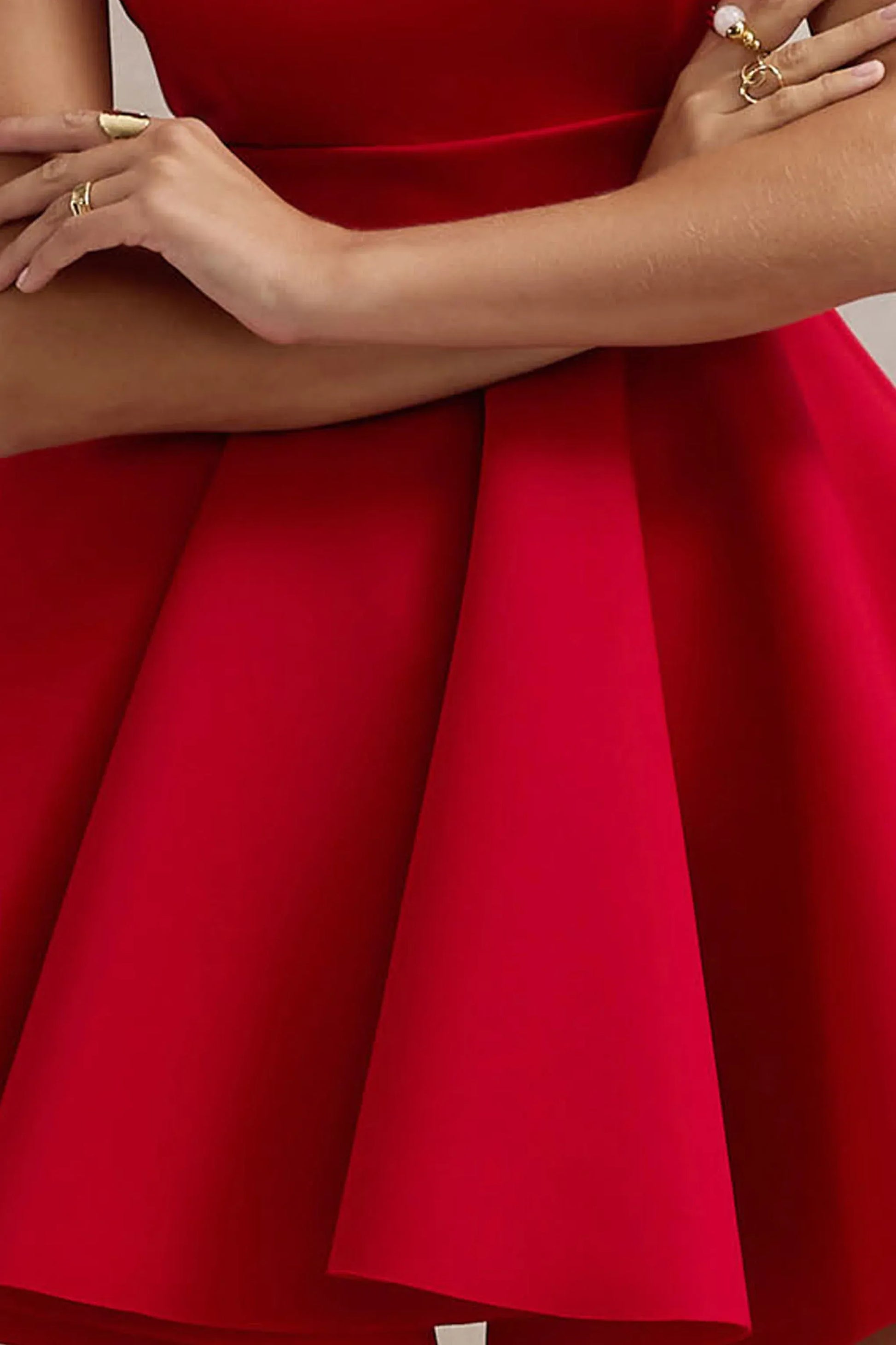 Elegant Fit-and-flare High-neck Sleeveless Crepe Mini Open-back Bow Cocktail Dress