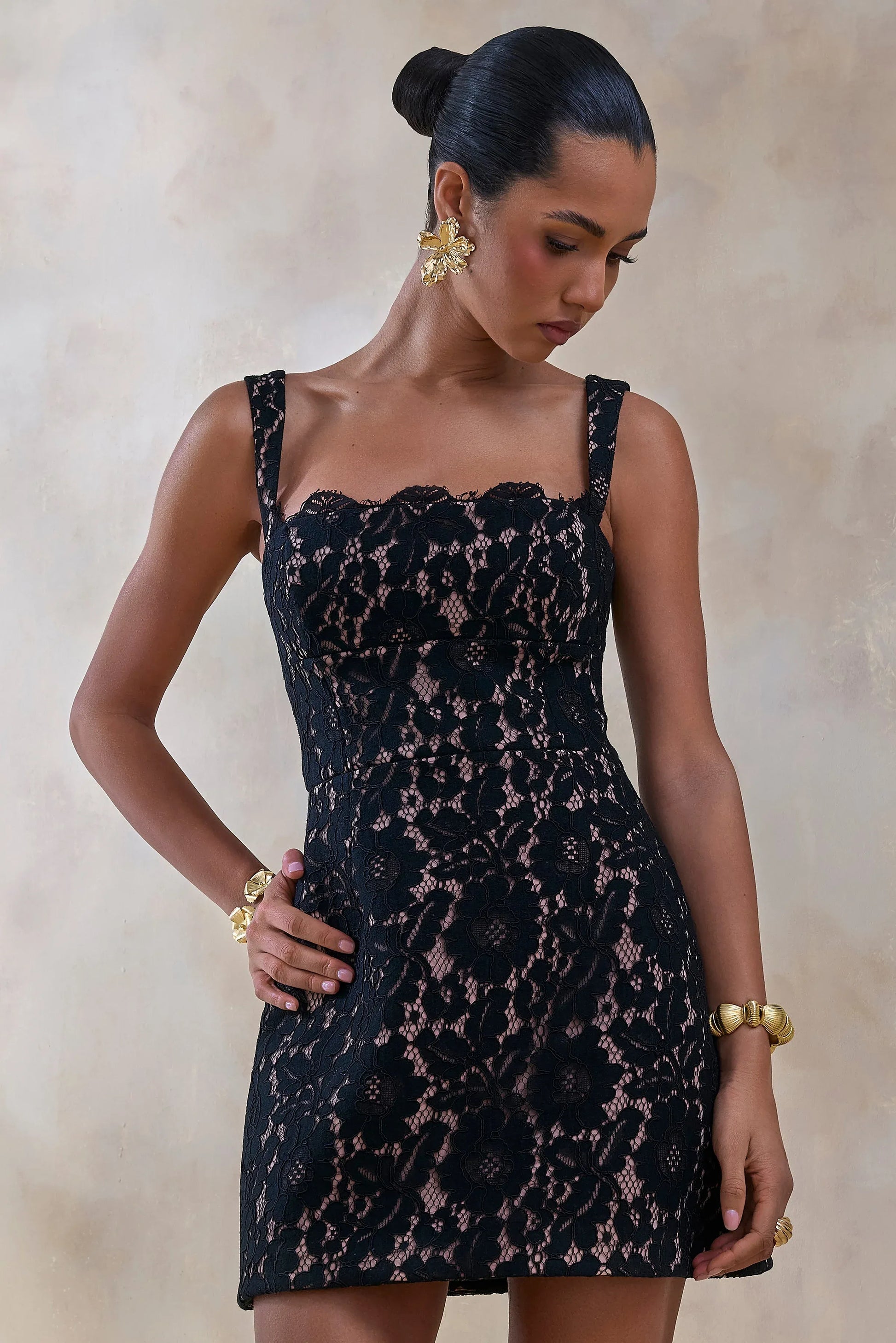 Elegant Fit-and-flare Square-neck Sleeveless Lace Mini Scalloped-edge Lined Cocktail Dress