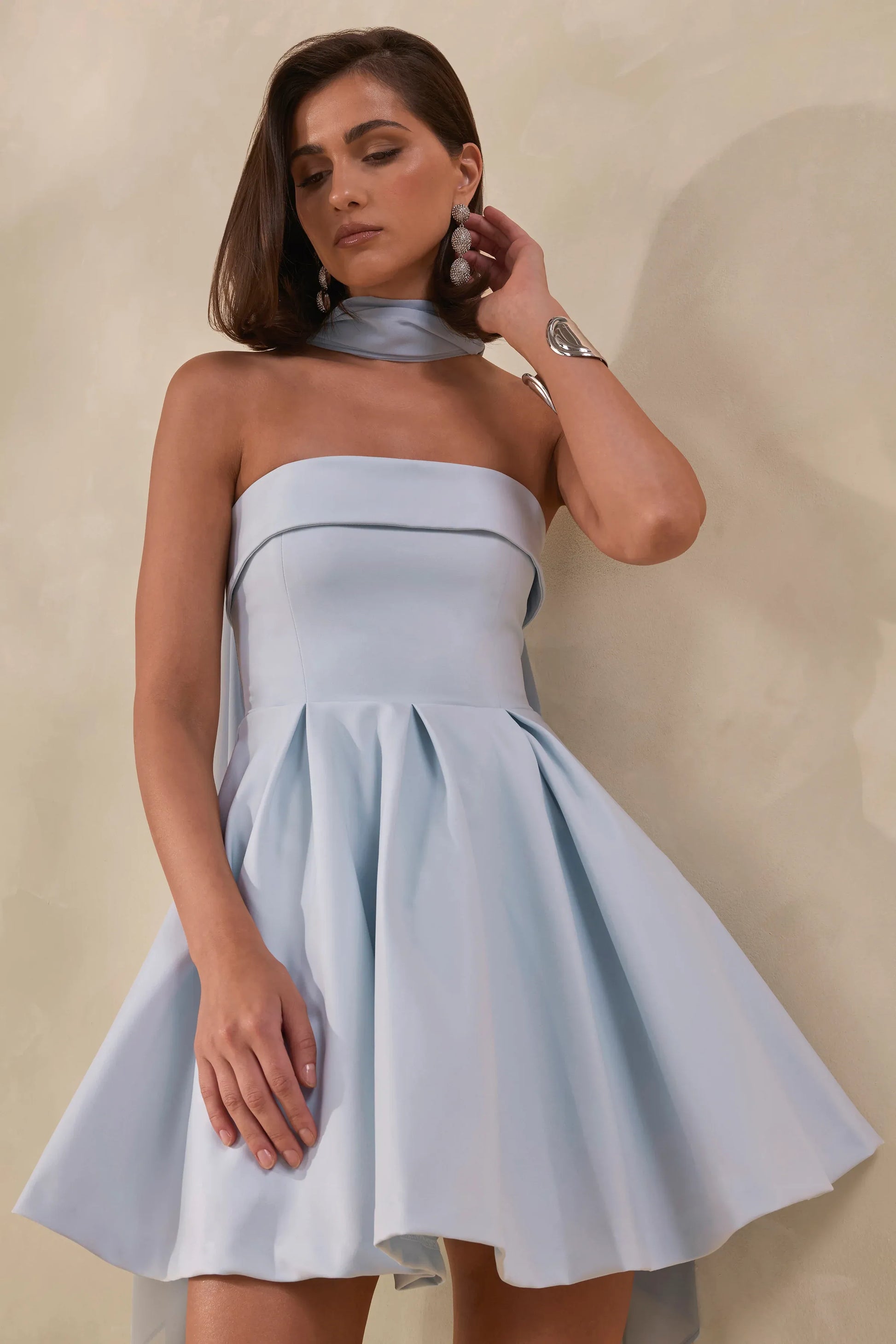 Elegant Fit-and-flare Strapless Sleeveless Crepe Homecoming Dress Mini Pleated Choker-sash Cocktail Dress