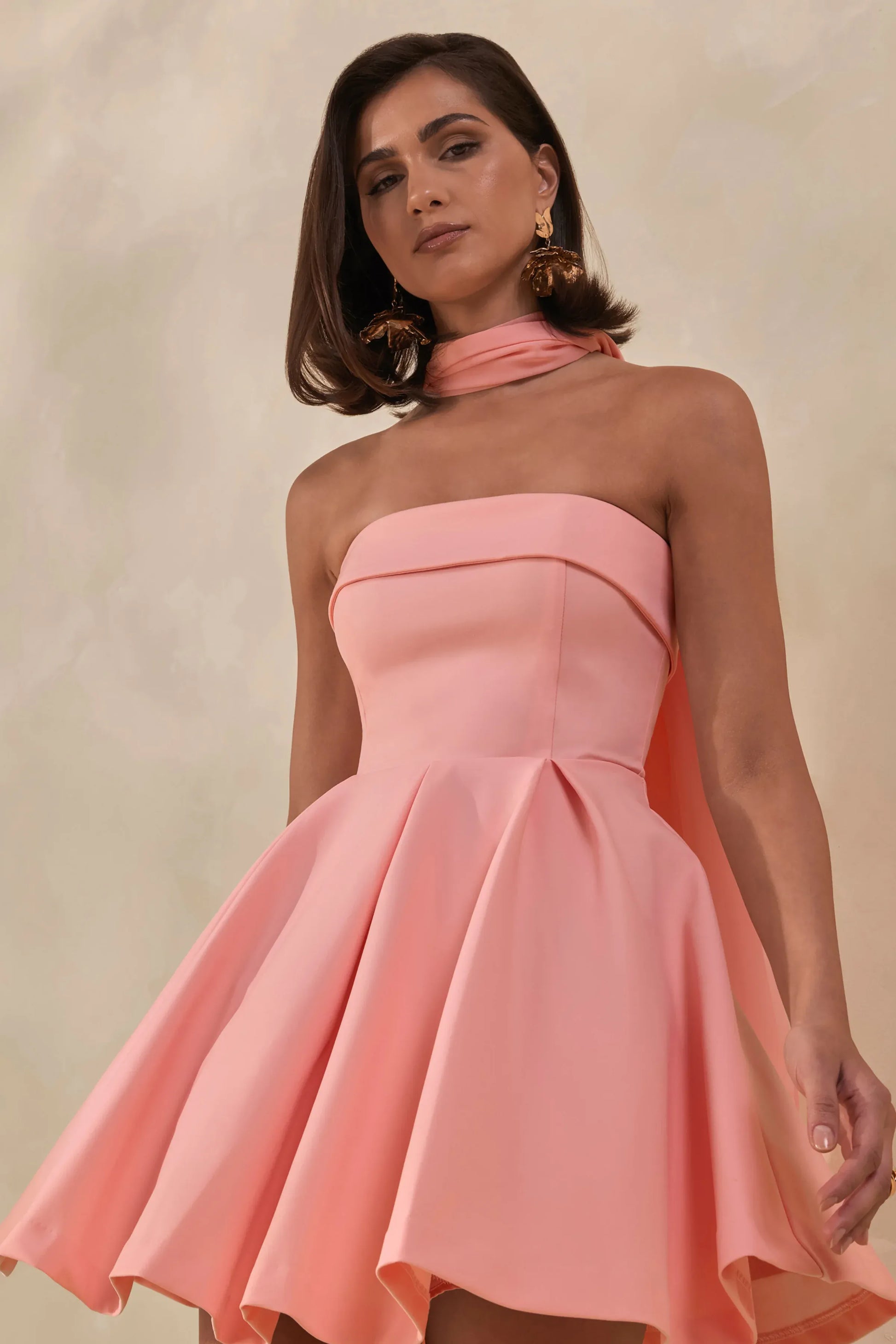 Elegant Fit-and-flare Strapless Sleeveless Crepe Homecoming Dress Mini Pleated Choker-sash Cocktail Dress