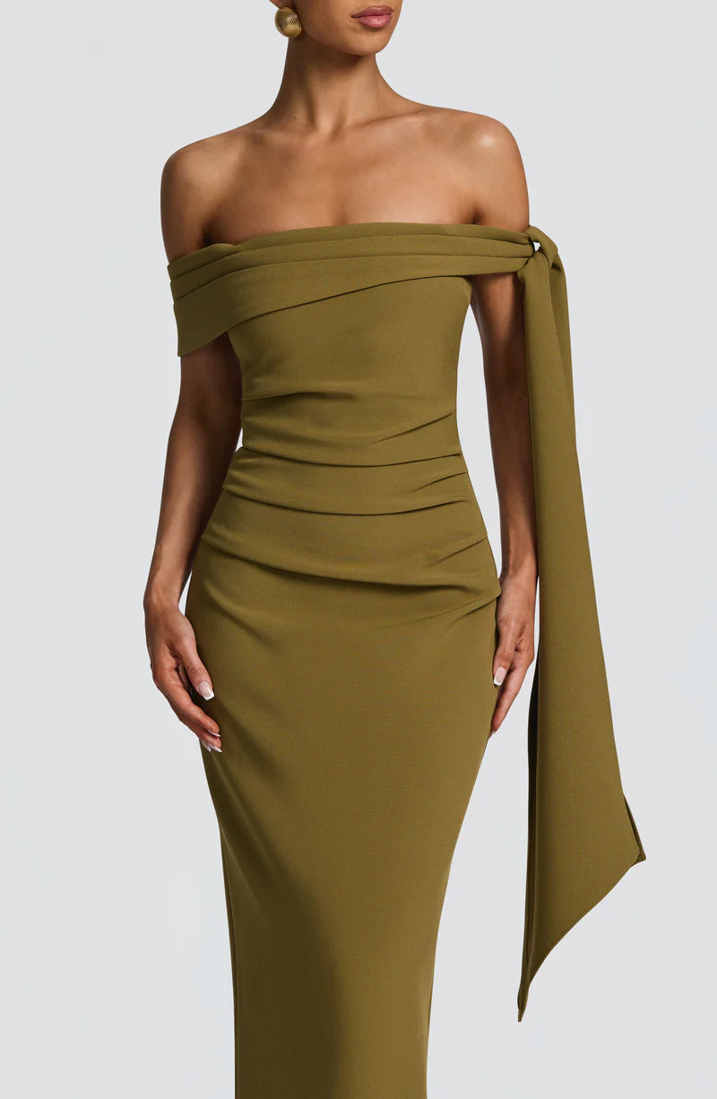 Elegant Fitted Off Shoulder Crepe Maxi Bow Gown Evening Dress
