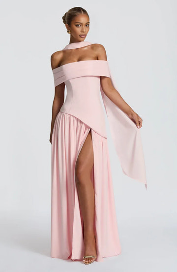 Elegant Fitted Off Shoulder Maxi Chiffon Evening Dress with Draped Scarf