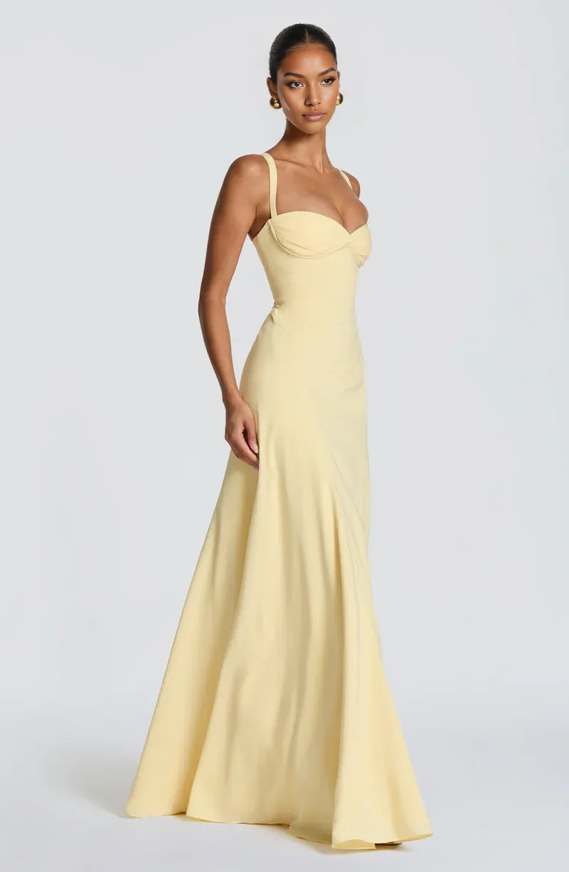 Elegant A-line Sweetheart Chiffon Maxi Lace Up Evening Dress