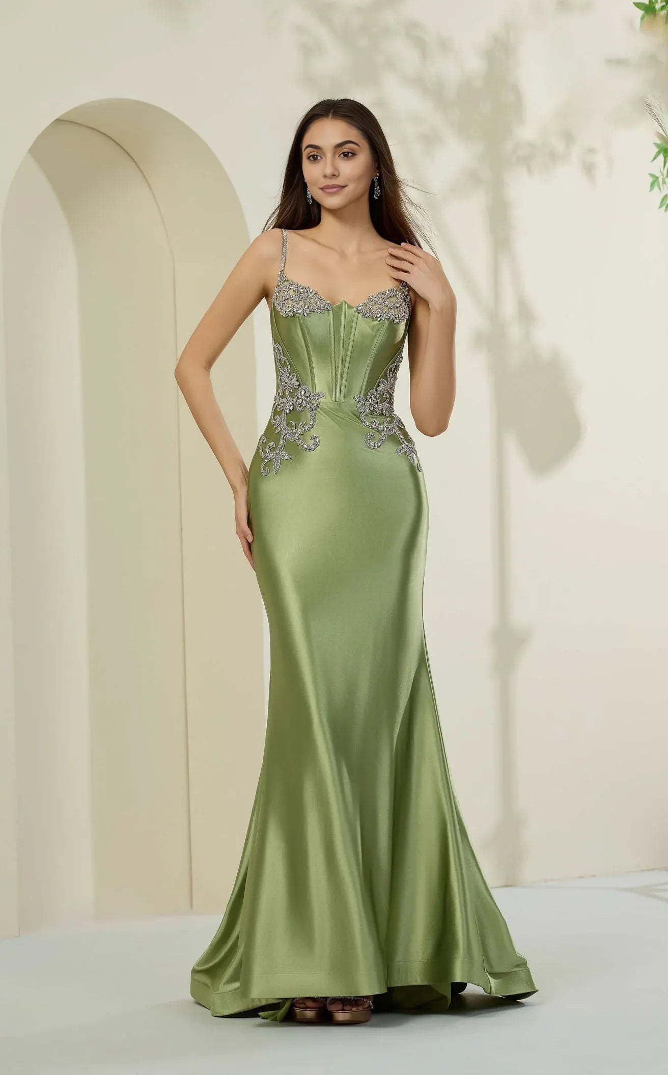 Elegant Mermaid Sleeveless Satin Floor Length Beaded Corset Evening Dress