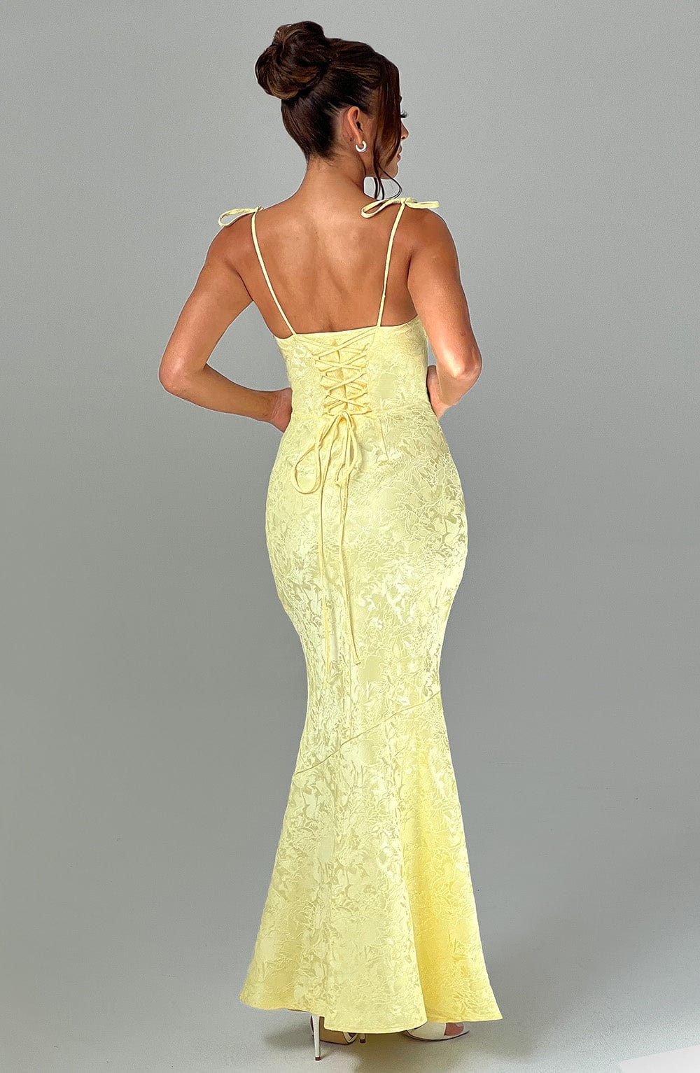 Elegant Mermaid Square Neck Sleeveless Jacquard Maxi Tie Strap Lace Up Evening Gown