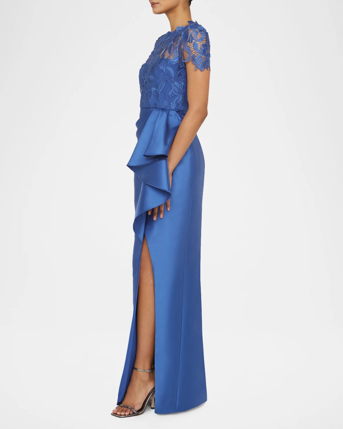 Elegant Sheath Round Neck Lace Satin Mother of the Bride Dress Ruffled Slit Evening Gown