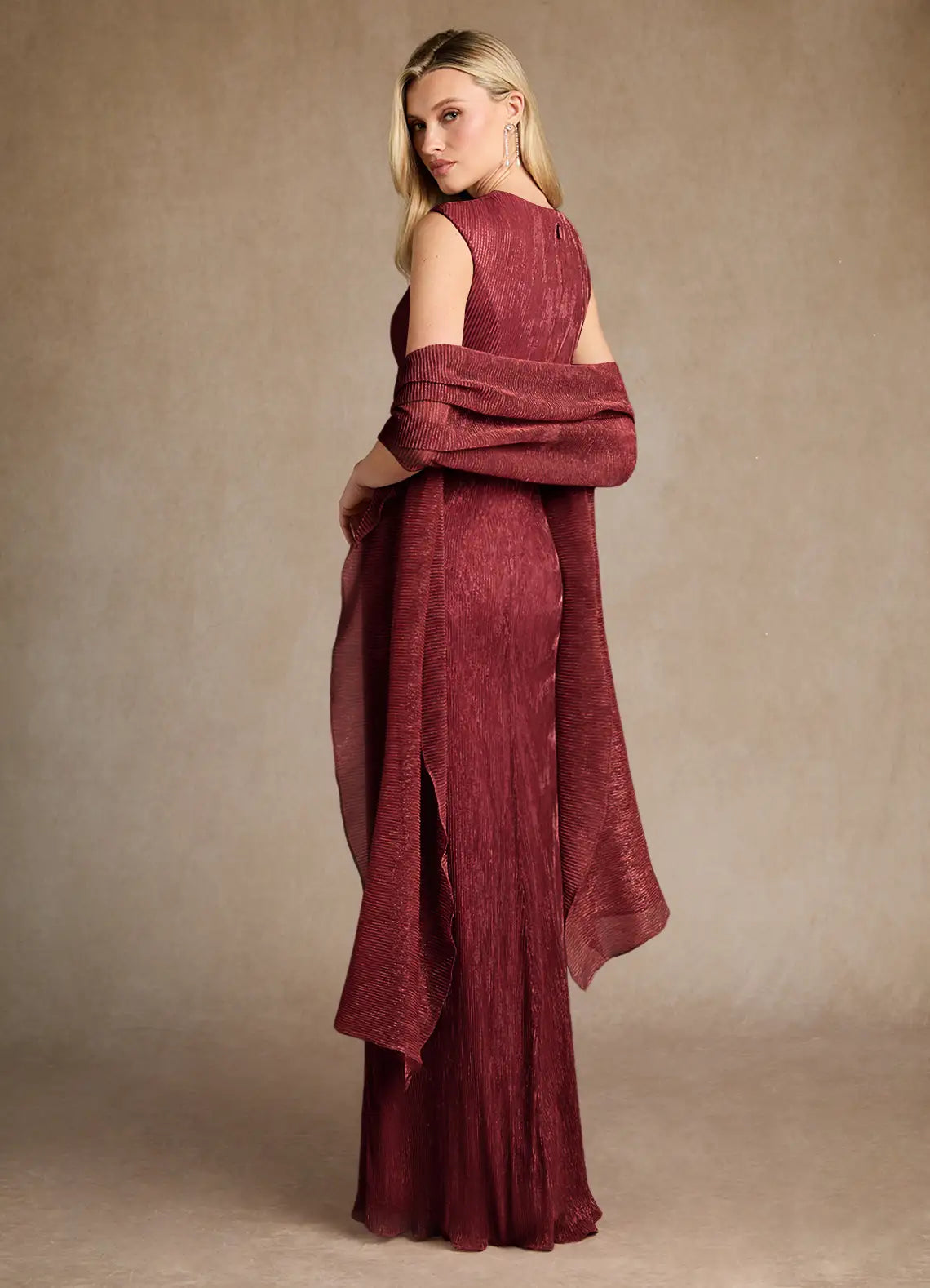 Elegant Sheath V-Neck Pleated Metallic Rhinestone Slit Mother of the Bride Dress With Capelet