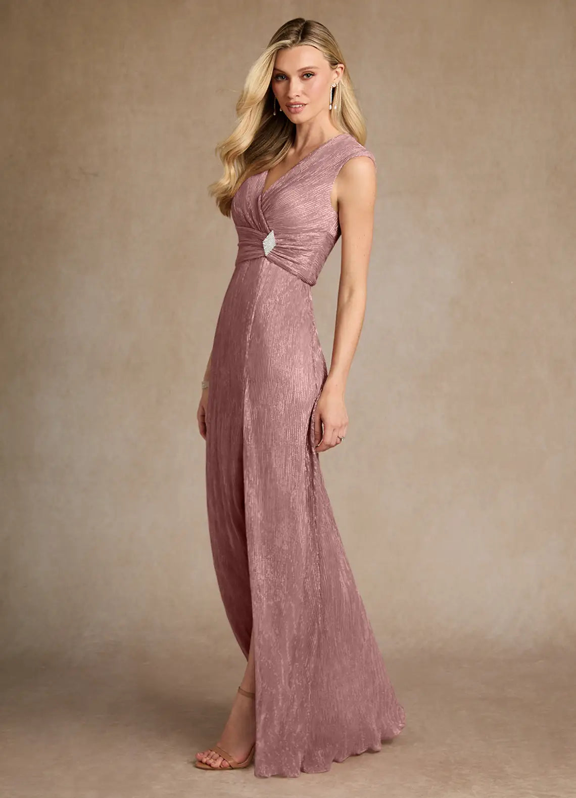 Elegant Sheath V-Neck Pleated Metallic Rhinestone Slit Mother of the Bride Dress With Capelet