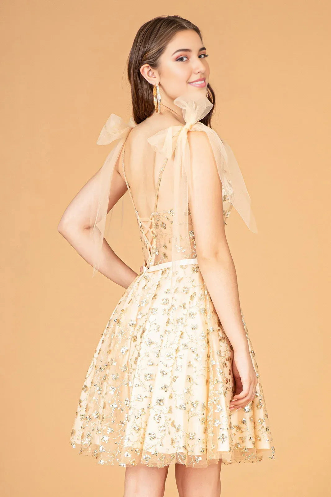 Embellished A-Line V-Neck Tulle Homecoming Dress with Bow Straps