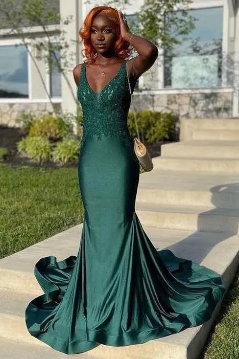 Emerald Green Satin Mermaid Deep V Spaghetti Strap Backless Maxi Prom Gown