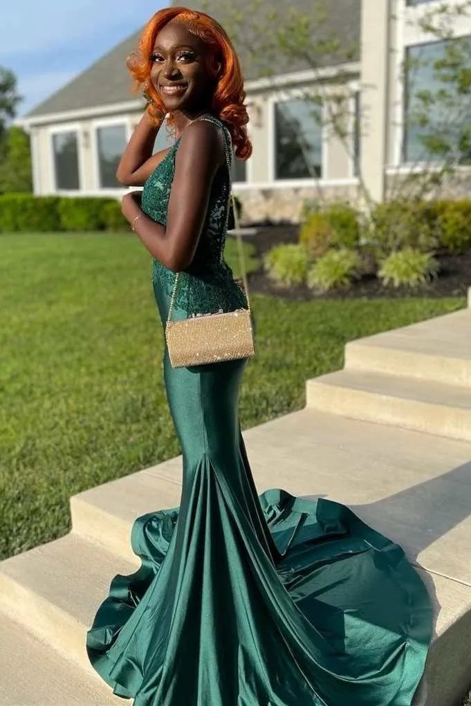 Emerald Green Satin Mermaid Deep V Spaghetti Strap Backless Maxi Prom Gown