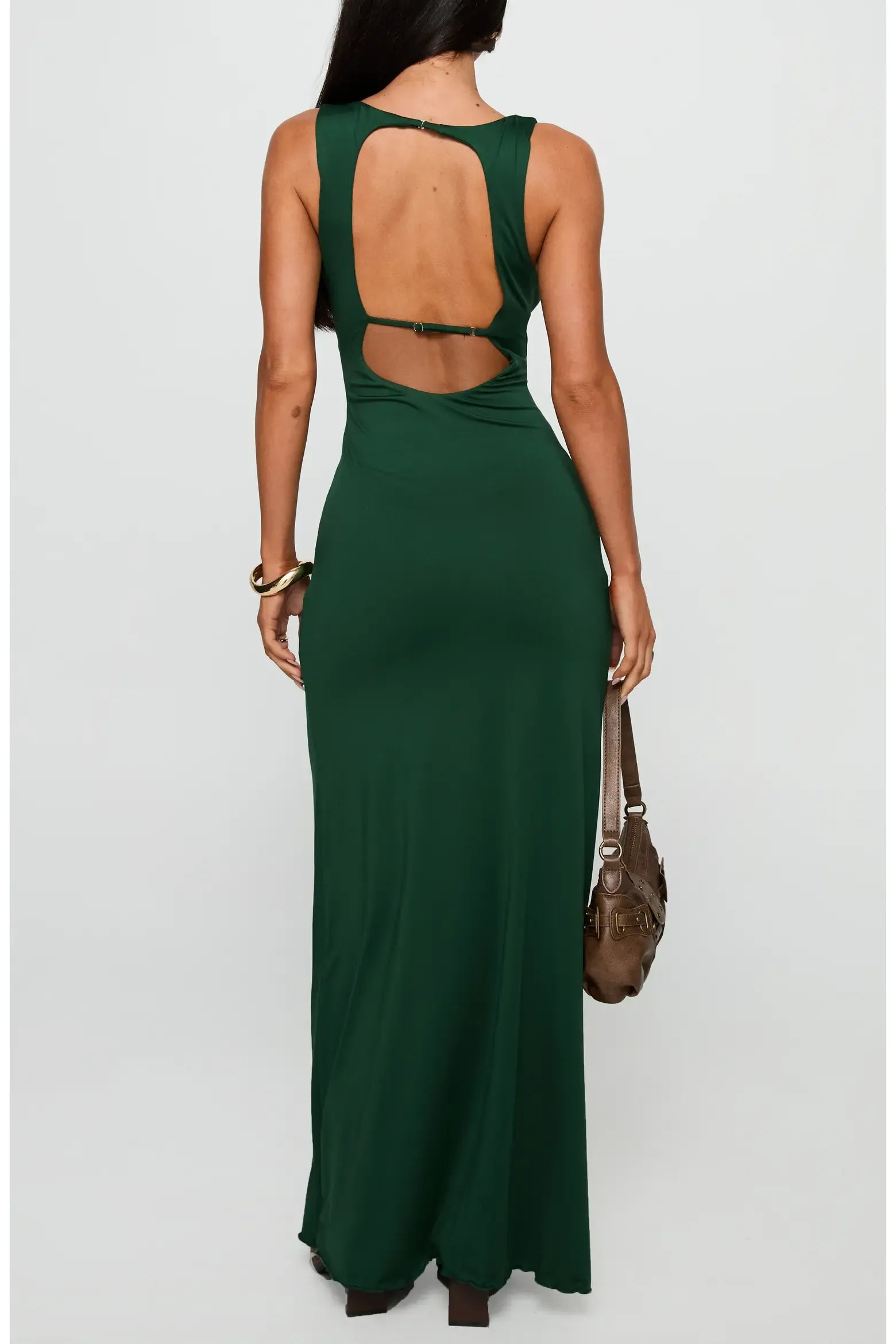 Figure-Hugging Mermaid Deep V Sleeveless Ruched Waist Adjustable Strap Cutout Back Floor-Length Maxi Evening Dress