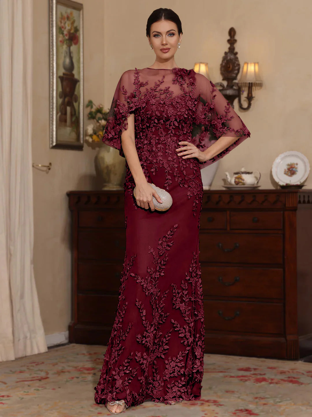 Elegant Fitted Sweetheart Neck Lace Floor-Length Cape Gown Mother of the Bride Dress