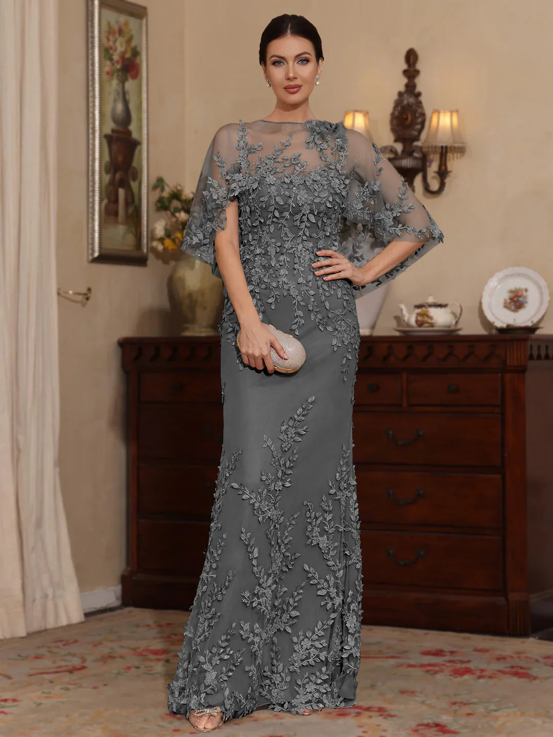Elegant Fitted Sweetheart Neck Lace Floor-Length Cape Gown Mother of the Bride Dress
