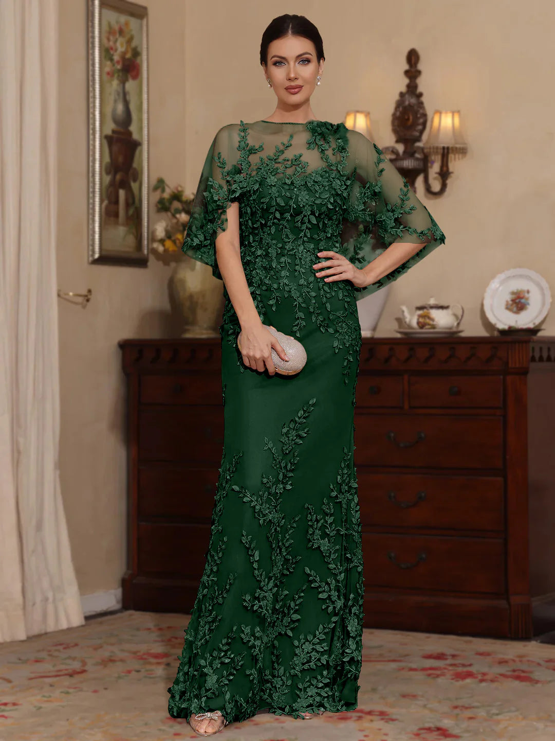 Elegant Fitted Sweetheart Neck Lace Floor-Length Cape Gown Mother of the Bride Dress