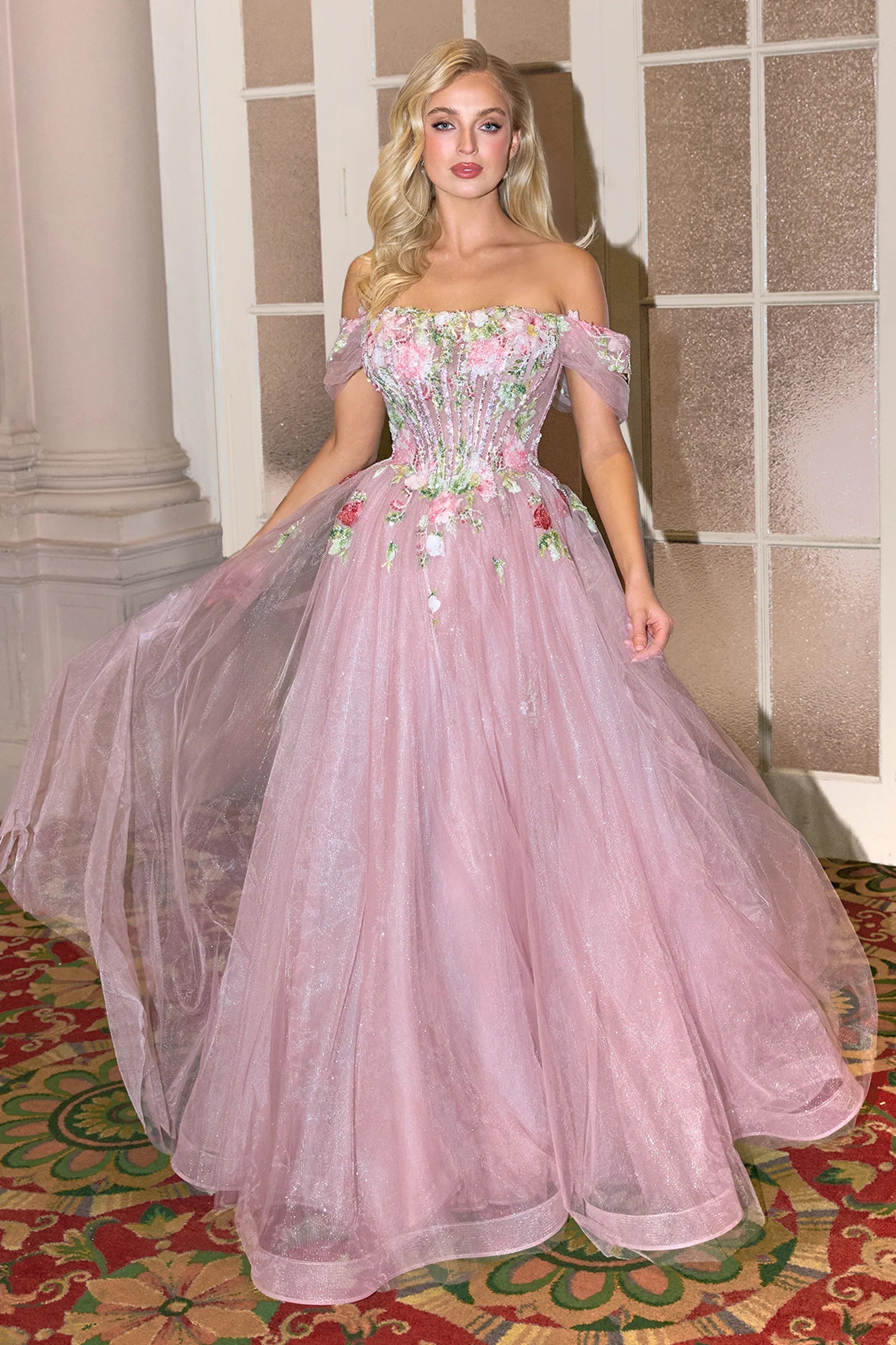 Vestido de noche de tul con escote Bardot, corte princesa, línea A, largo hasta el suelo y adornos florales para graduación