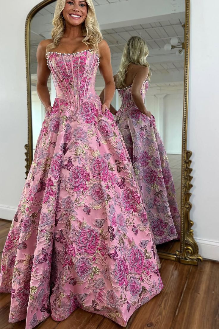 Elegante Vestido de Fiesta Largo de Satén Jacquard Floral con Perlas y Corsé sin Tirantes