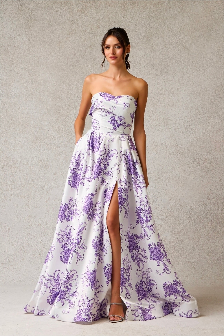Vestido de Noche Largo con Estampado Floral sin Tirantes, Fruncido, Corte en A y Abertura