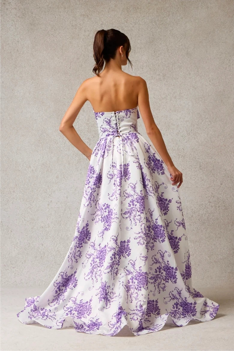 Vestido de Noche Largo con Estampado Floral sin Tirantes, Fruncido, Corte en A y Abertura