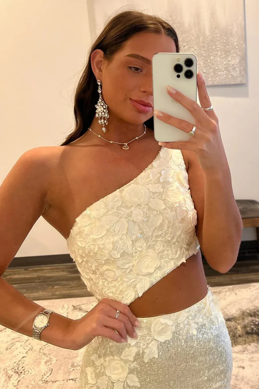 Vestido de fiesta sirena largo hasta el suelo con lentejuelas florales, un solo hombro y aberturas