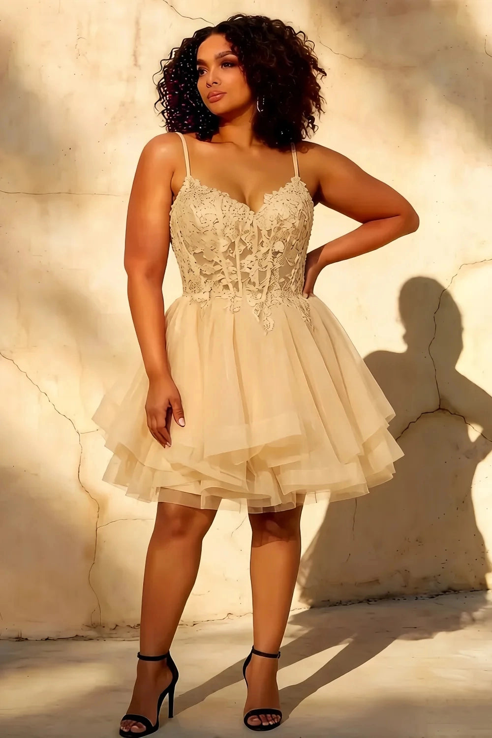 Lace A‑Line V‑Neck Spaghetti‑Strap V‑Back Mini Homecoming Dress