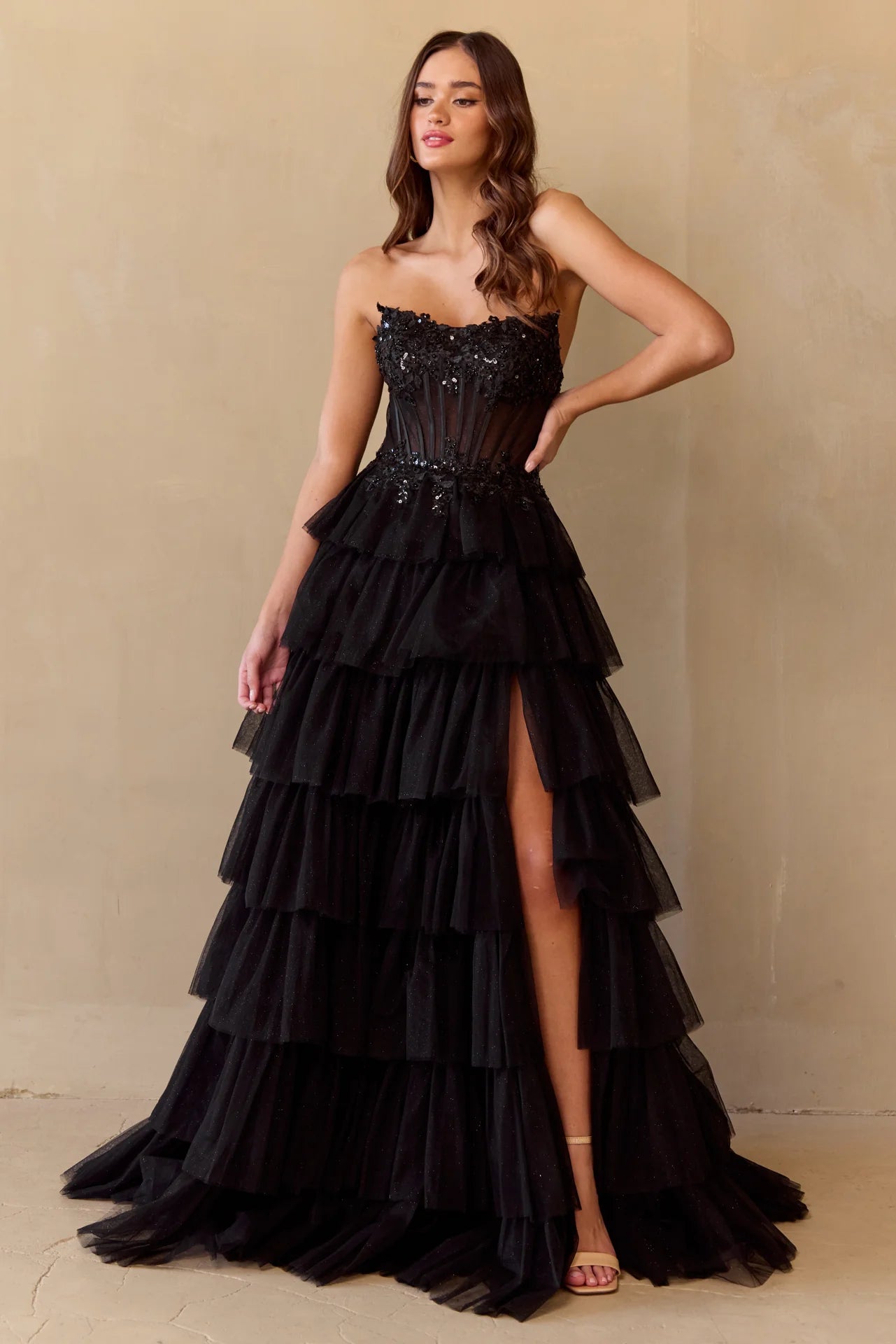 Glamorous A-Line Strapless Tulle Floor-Length Slit Detail Formal Gown Prom Dress