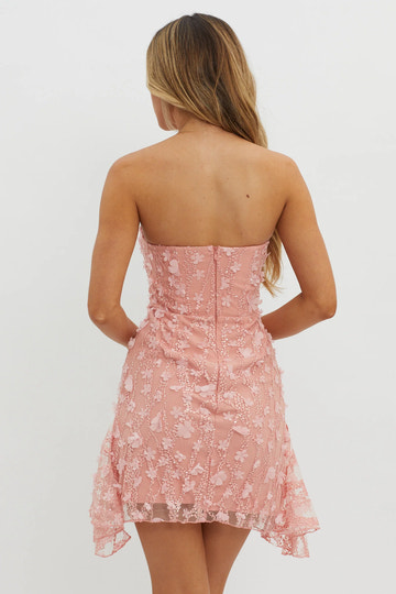 Bodycon Strapless Sleeveless Sequin Tulle Party Dress Mini Homecoming Dress With 3D Floral Appliqué