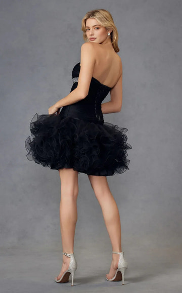 Glamorous Fit-and-Flare Sweetheart Sleeveless Tulle Short Rhinestone Homecoming Dress