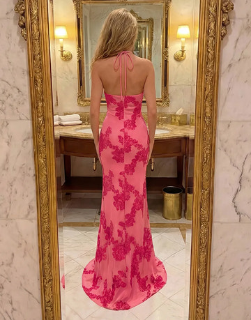 Glamoroso Vestido de Fiesta Largo Floral de Encaje con Cuello Halter de Sirena