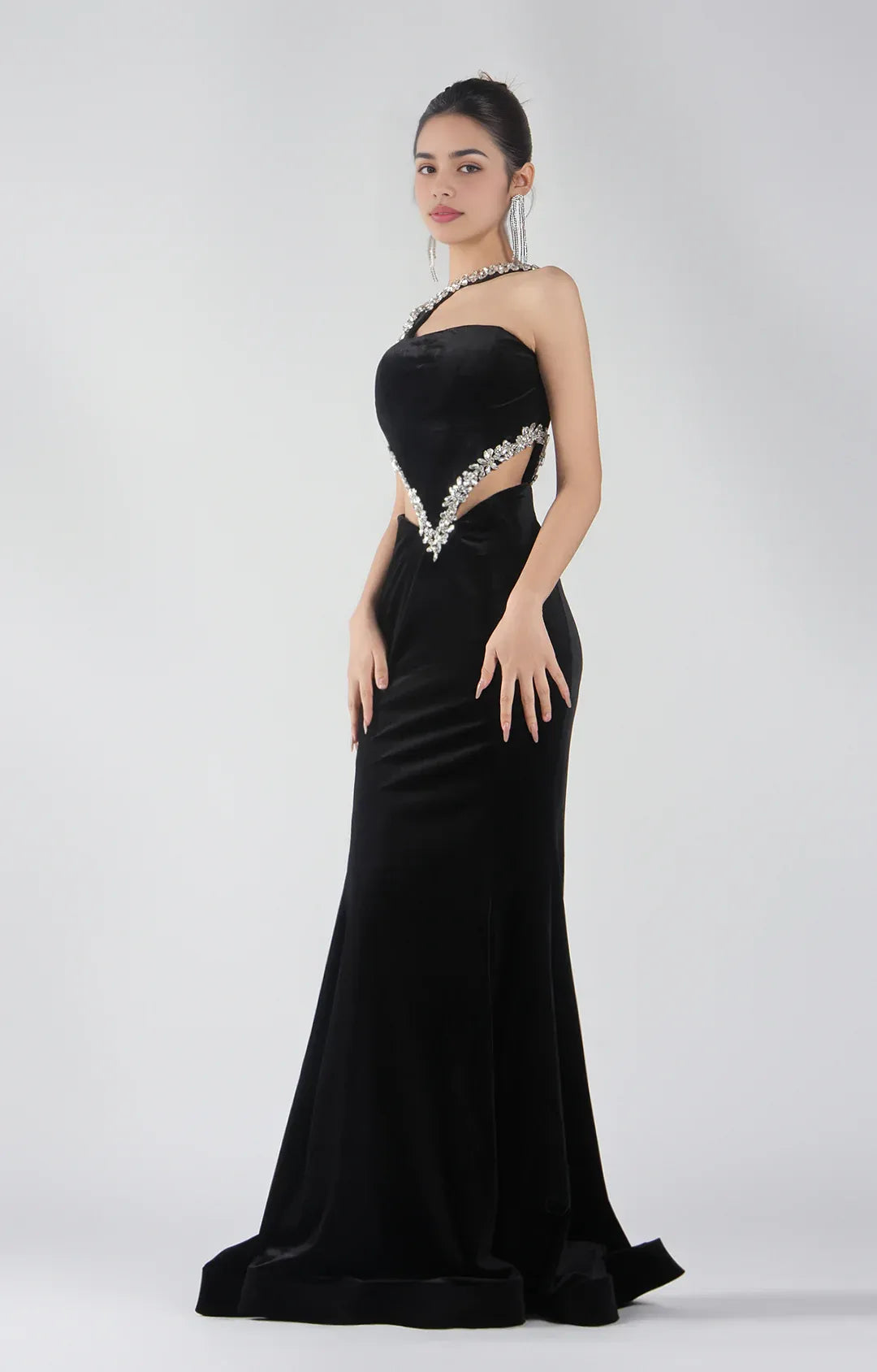 Glamorous Mermaid Halter Sleeveless Velvet Floor-length Beaded Cutout Evening Gown