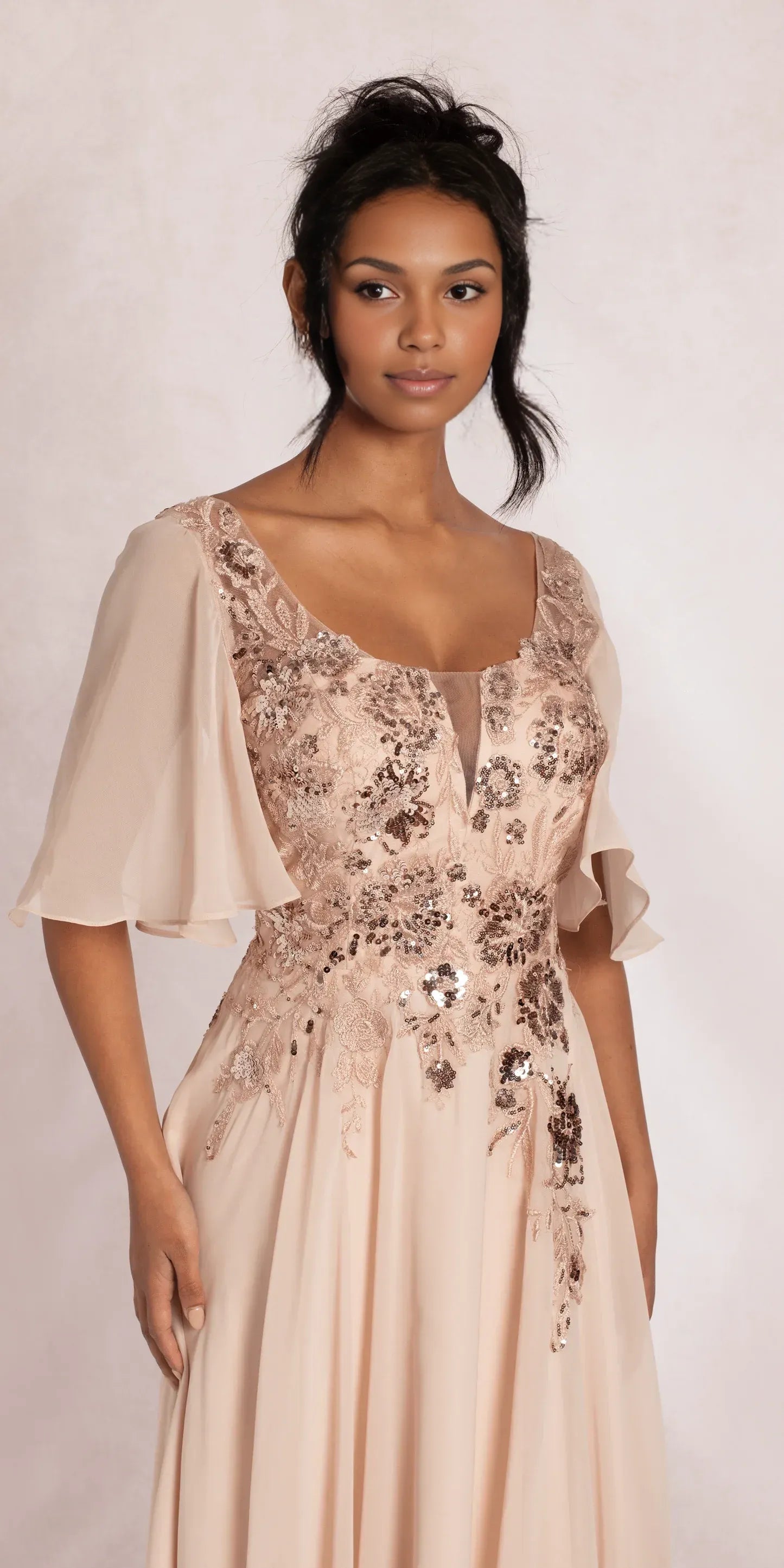 Graceful A-line Sweetheart FlutterSleeve LaceChiffon Floor SequinApplique OpenBack Formal Mother of the Bride Dress