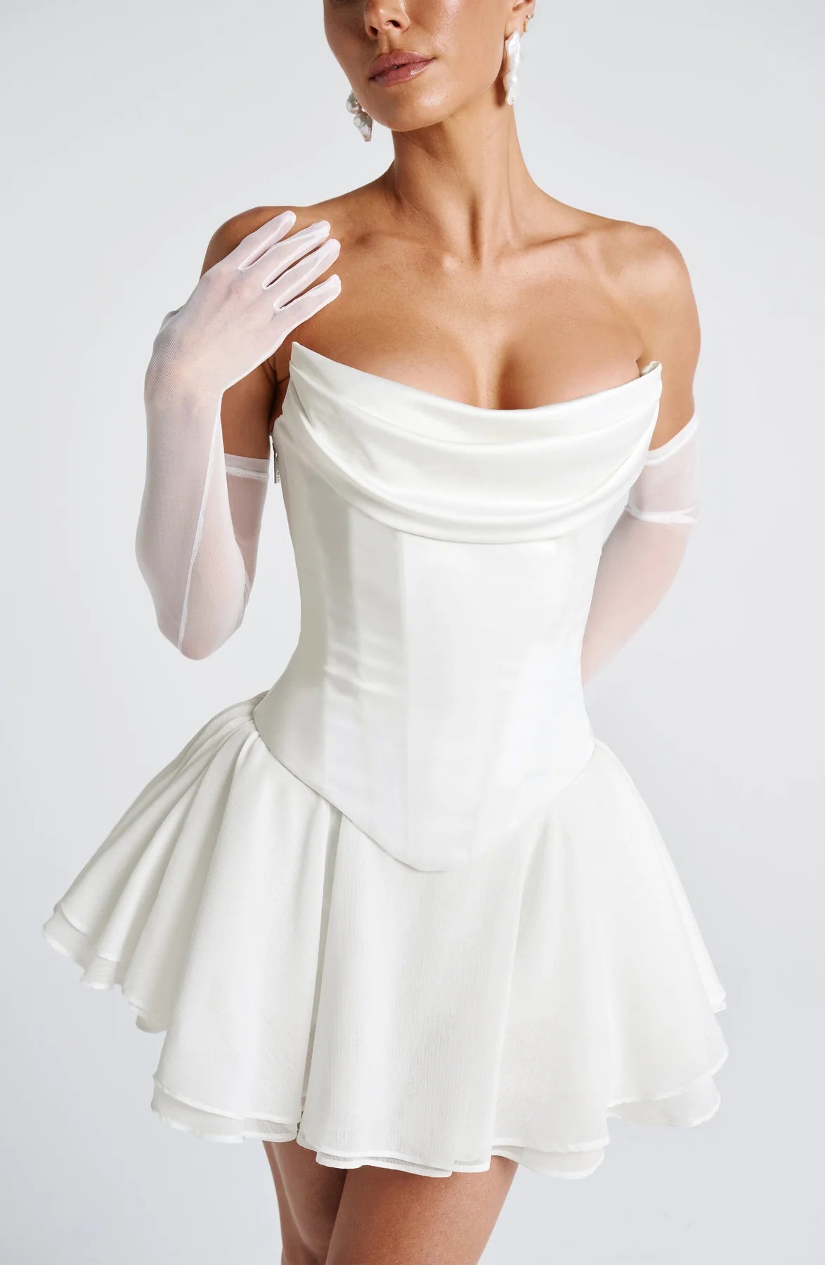 Elegant Fit-and-Flare Strapless Cowl Neck Sleeveless Satin Chiffon Mini Homecoming Dress Lace-Up Party Dress