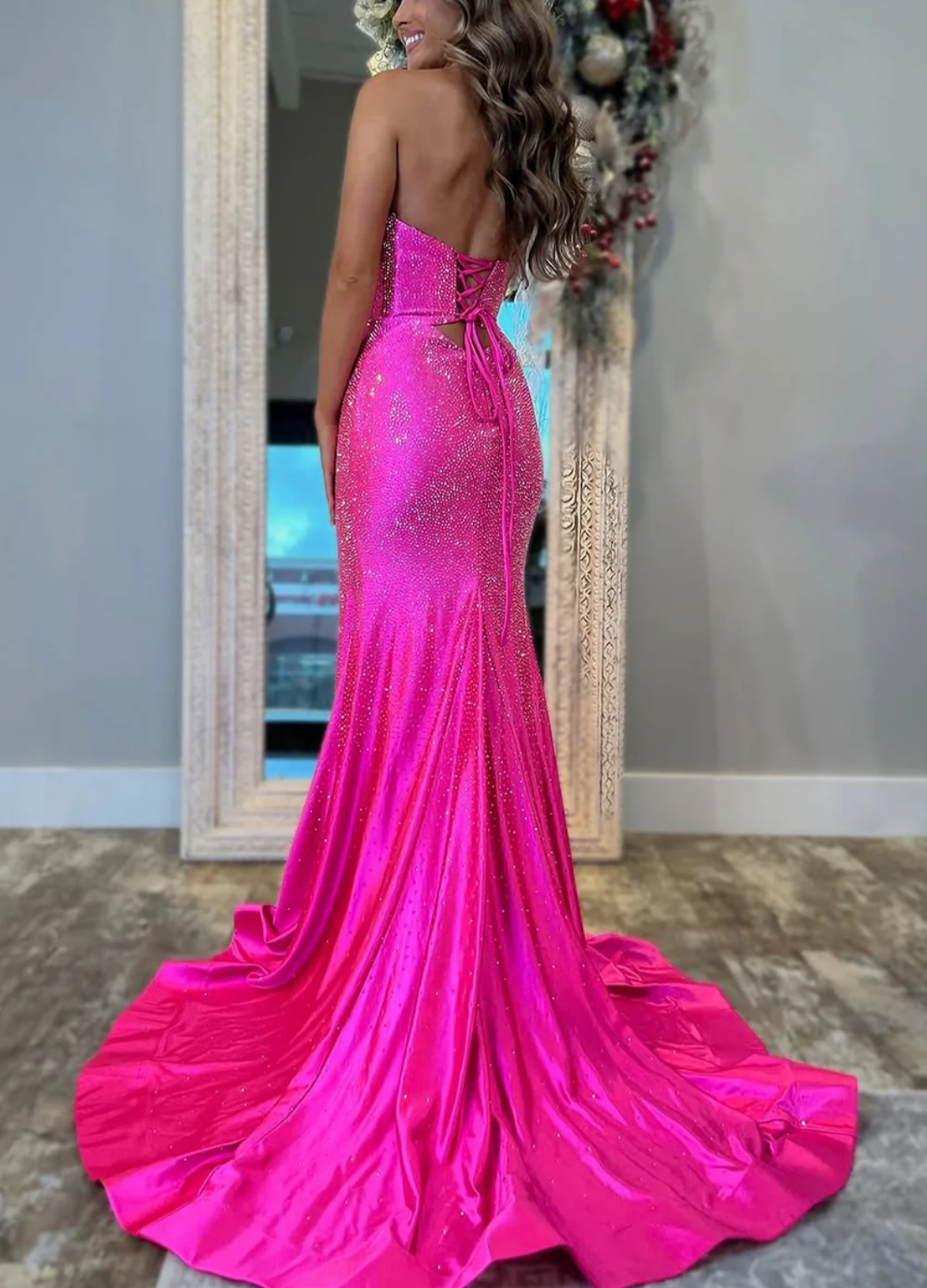 Vestido de Noche de Sirena con Abalorios Brillantes para Mujer con Escote Corazón Recortado con Lazo Delantero, Abertura Alta y Cola Completa