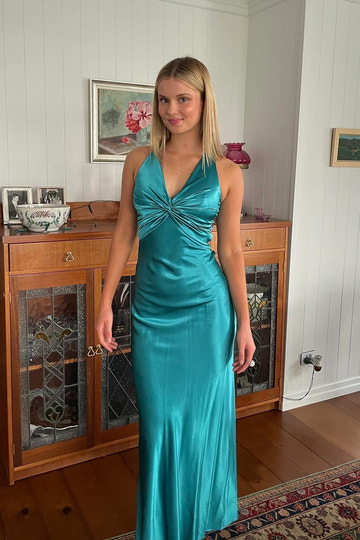 Sheath Halter Neck Soft Satin Wedding Guest Long Party Dress with Backless Bowknot Evening Dresses
