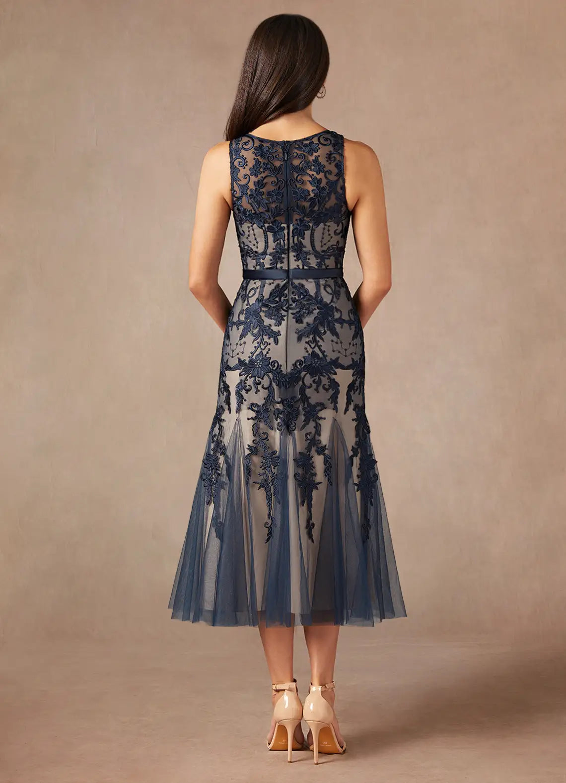 Elegant Mermaid Jewel Neck Tulle Midi Lace Cocktail Formal Mother of the Bride Dress