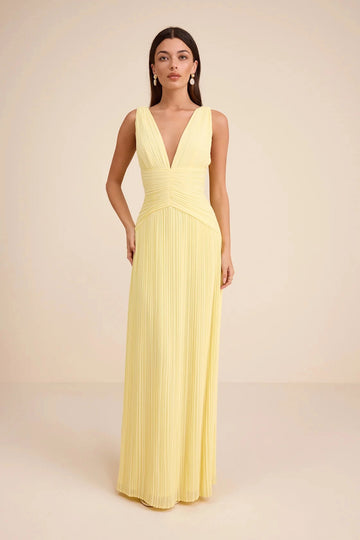 Vedress blush pink chiffon tiered v neck spaghetti strap maxi bridesmaid gown front ruffle skirt view