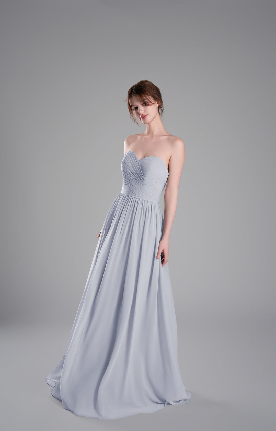 Elegante vestido de dama de honor de chifón sin tirantes, largo, corte A, fluido, para noche formal o fiesta de graduación