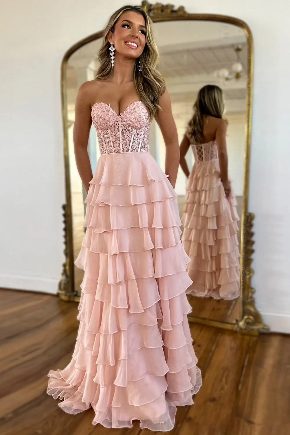 Vestido de Fiesta Largo con Escote Corazón, Encaje y Gasa en Línea A con Abertura, Vestido Maxi sin Tirantes de Encaje y Gasa con Volantes